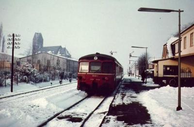 Ein Akkutriebwagen der Baureihe 515 in Kalkar